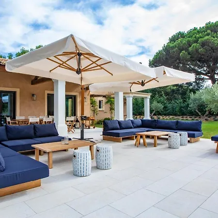 Sumptuous Facing The Bay Of Canebiers Villa Saint-Tropez